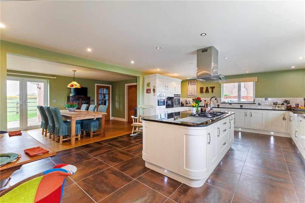 Additional image 2 of 6 bed detached house for saleThe Barton, Clyffe Pypard, Swindon, Wiltshire SN4