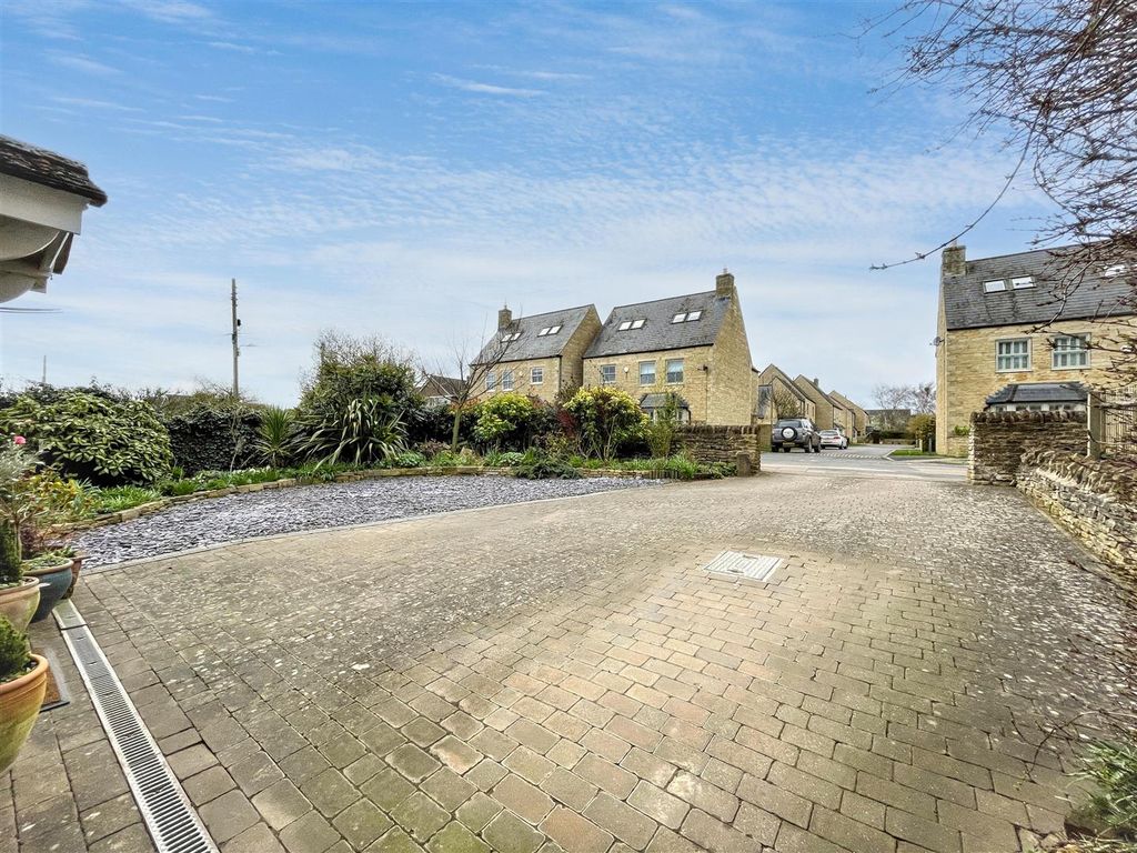 Additional image 23 of 4 bed chalet for salePorters Lane, Easton On The Hill, Stamford PE9