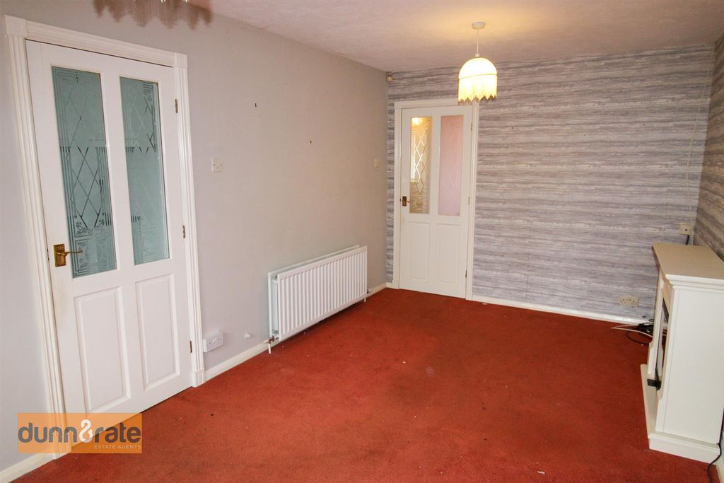2 bed semi-detached bungalow for saleHoveringham Drive, Eaton Park, Stoke-On-Trent ST2 photo 5