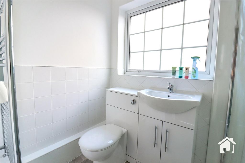 Additional image 17 of 2 bed semi-detached bungalow for saleJessop Close, Leicester LE3