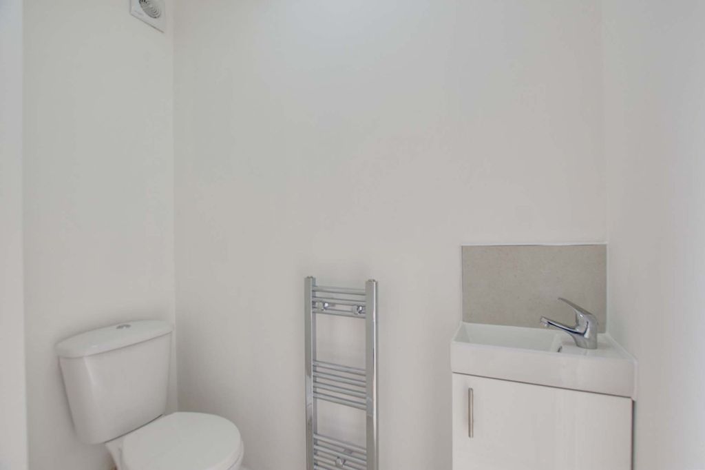 Additional image 10 of 3 bed terraced house for saleGipsy Lane, Leicester LE4