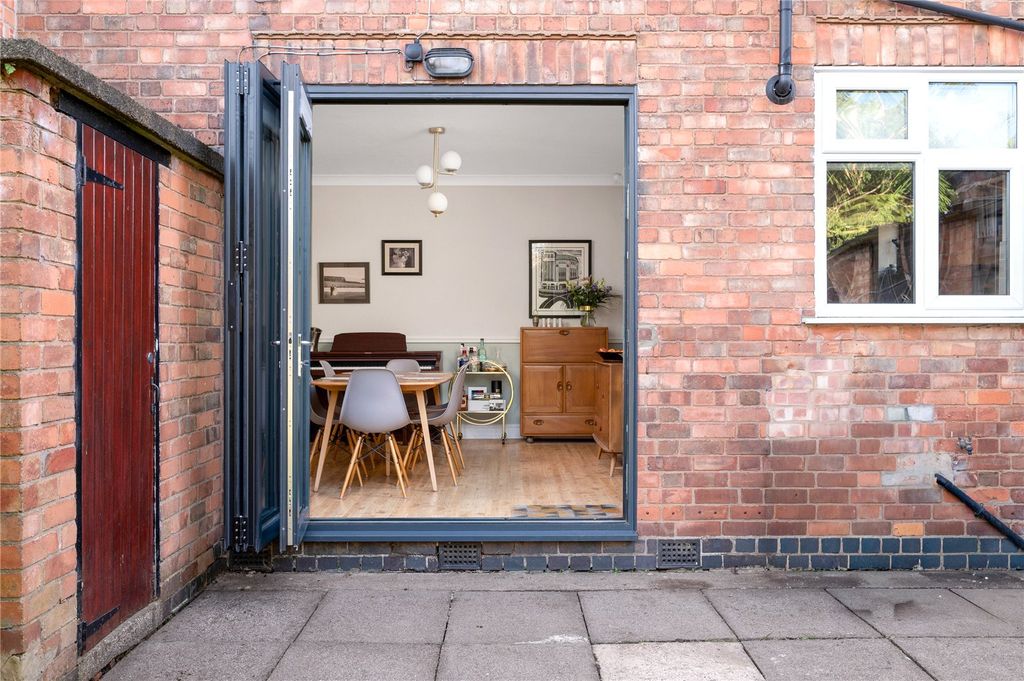 Additional image 9 of 3 bed semi-detached house for saleHighgate Drive, West Knighton, Leicester LE2