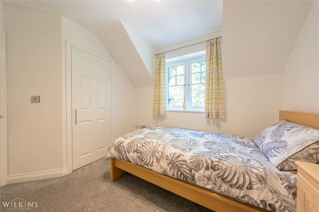 Additional image 28 of 5 bed detached house for saleGlascote Lane, Wilnecote, Tamworth, Staffordshire B77