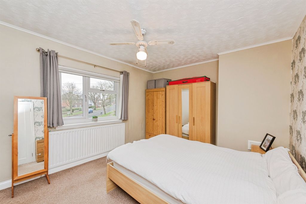 Additional image 14 of 3 bed semi-detached house for saleDormer Avenue, Tamworth B77