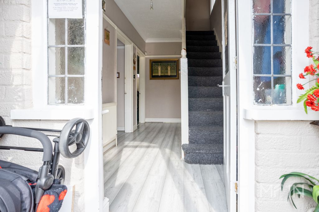 Additional image 2 of 3 bed semi-detached house for salePetworth Drive, Leicester, Leicestershire LE3