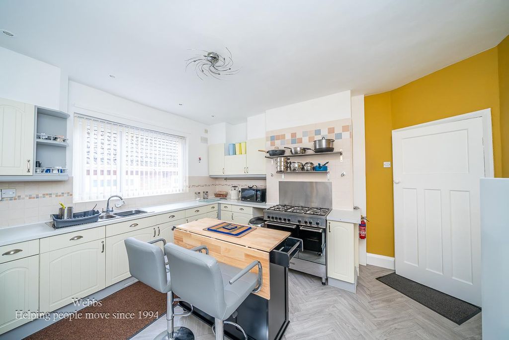 Additional image 4 of 2 bed detached bungalow for saleHeath Street, Hednesford, Cannock WS12