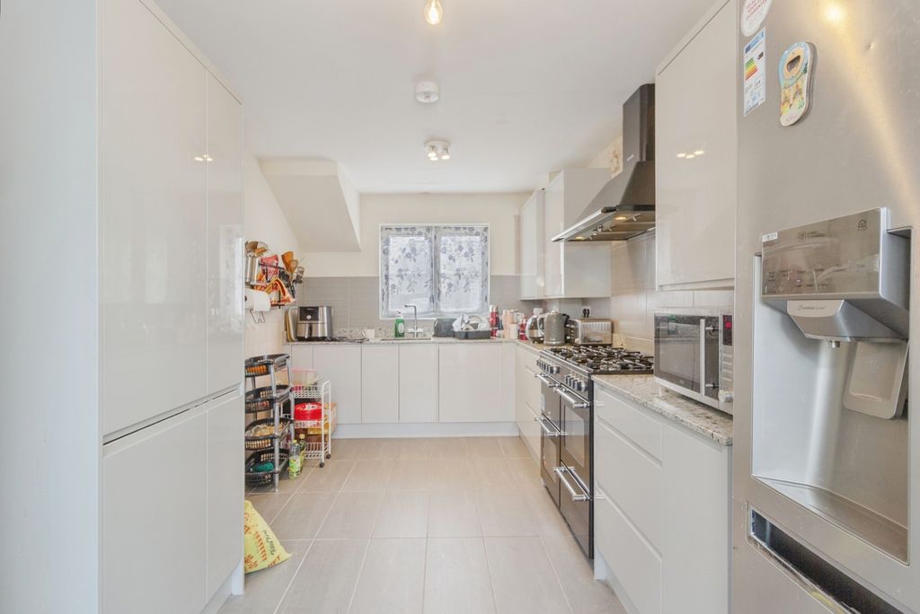 Additional image 5 of 3 bed detached house for saleLapwing Drive, Birstall, Leicester, Leicestershire LE4