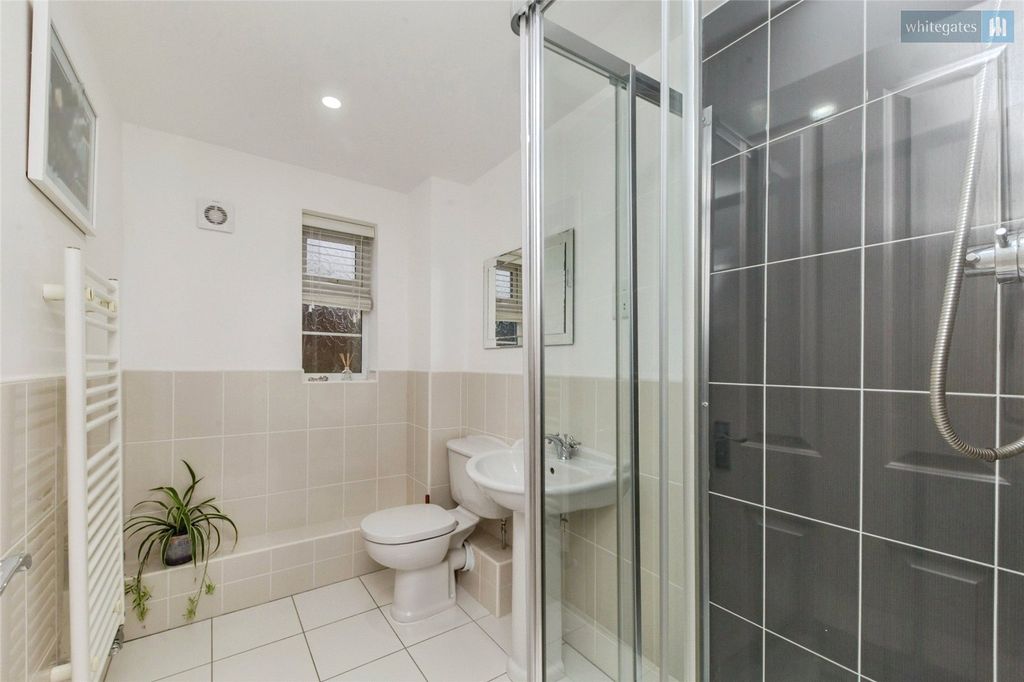 Additional image 14 of 5 bed detached house for saleSt. Augustines Drive, Weston, Crewe, Cheshire CW2