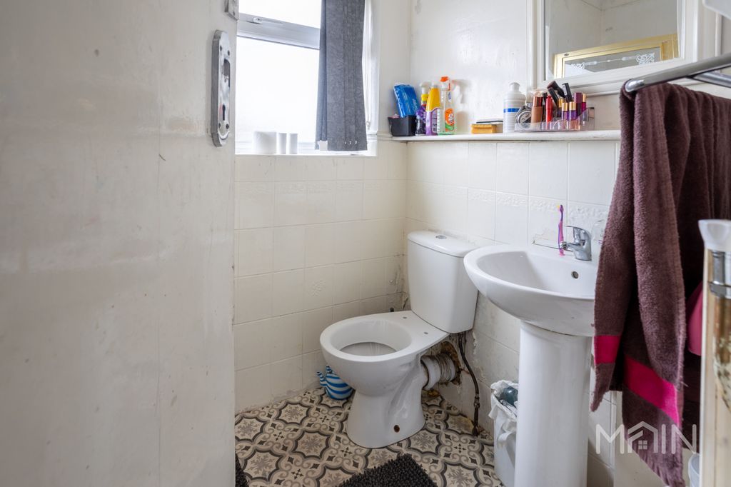 Additional image 13 of 3 bed semi-detached house for saleBryngarth Crescent, Leicester, Leicestershire LE5