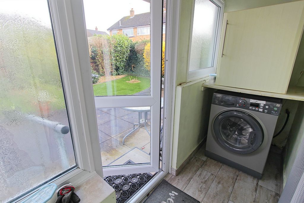Additional image 7 of 2 bed semi-detached bungalow for saleGlamorgan Avenue, Fairfield Estate, Wigston LE18