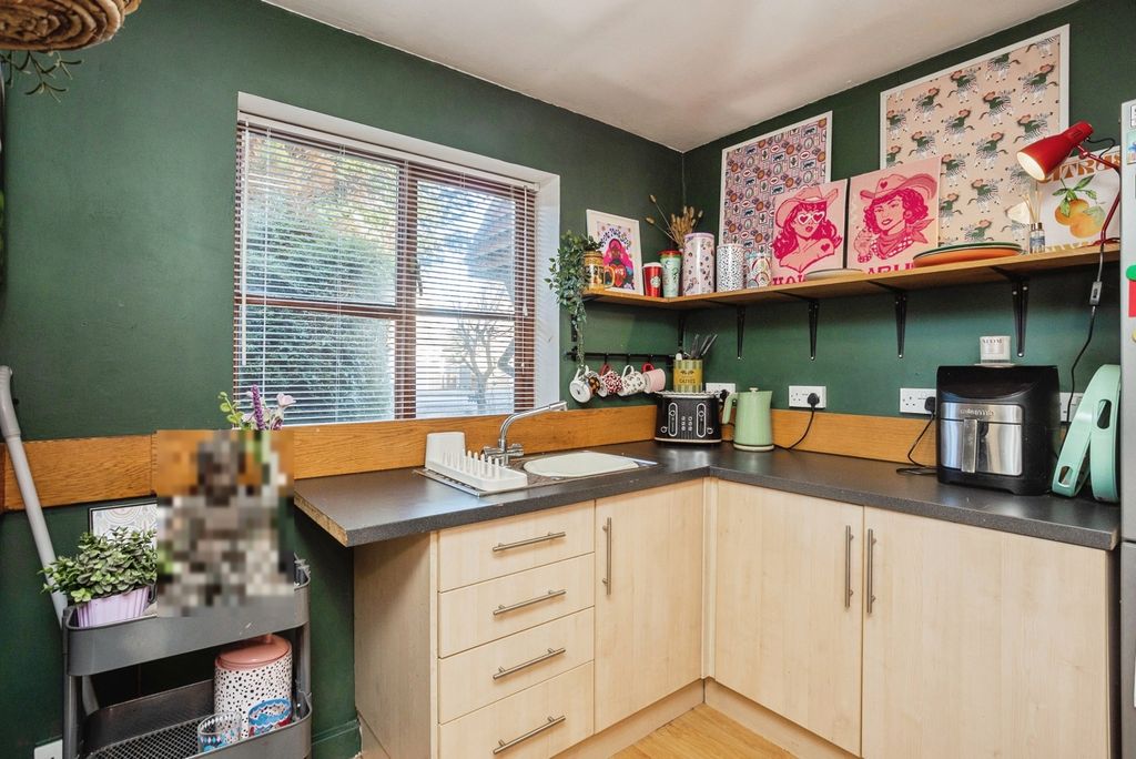 Additional image 5 of 4 bed semi-detached house for saleLawrence Way, Loughborough, Leicestershire LE11