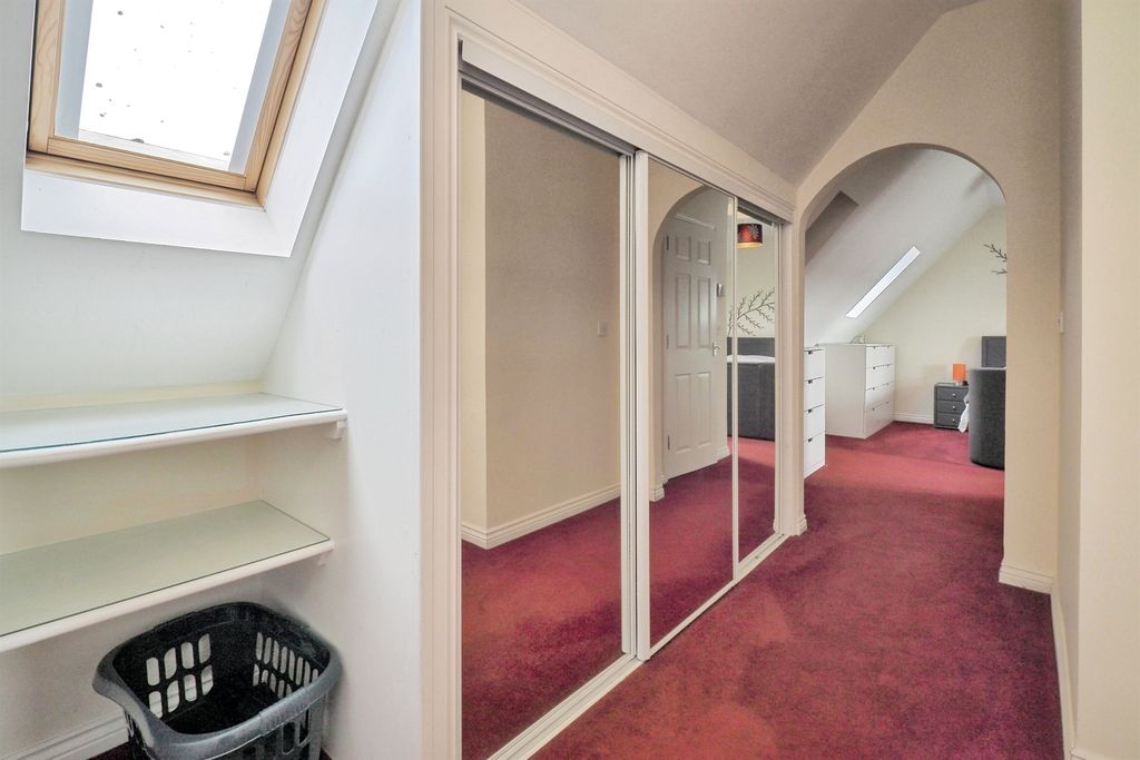 Additional image 16 of 5 bed detached house for saleHolloway Close, Amesbury, Salisbury SP4