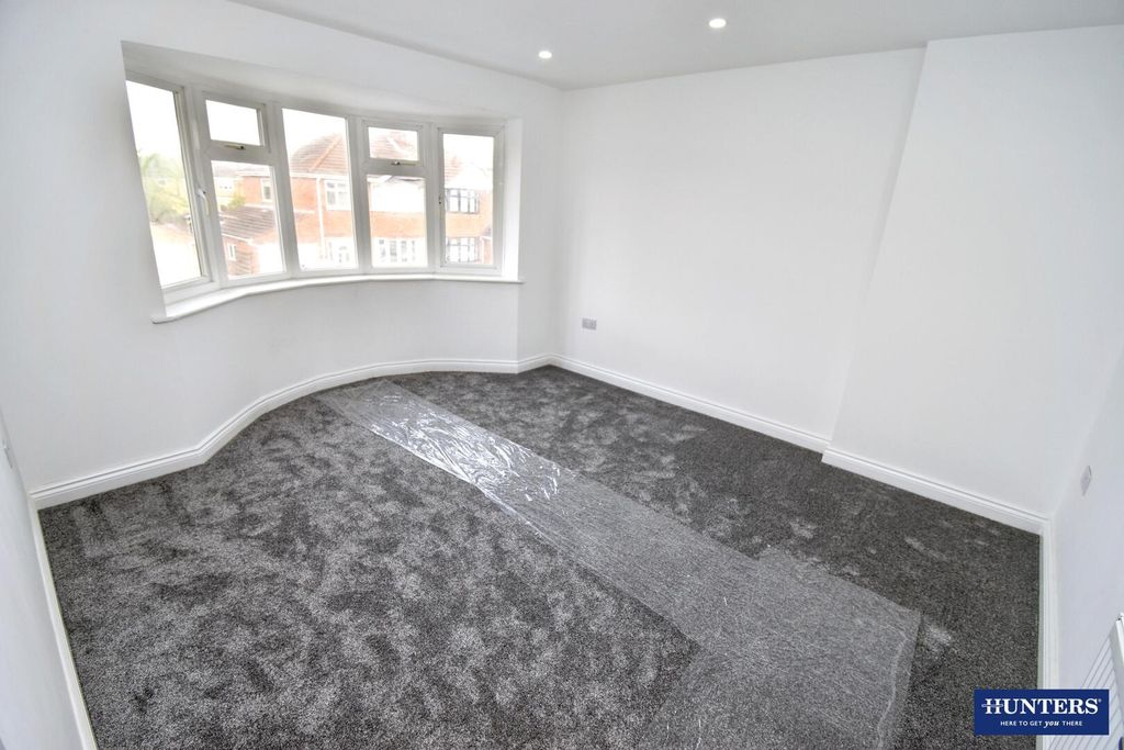 Additional image 13 of 5 bed semi-detached house for saleTythorn Drive, Wigston LE18