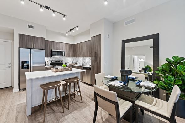 6600 Main Street, Miami Lakes, FL, 33014