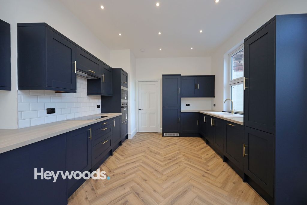 Additional image 9 of 3 bed semi-detached house for saleHigh Street, Wolstanton, Newcastle Under Lyme ST5