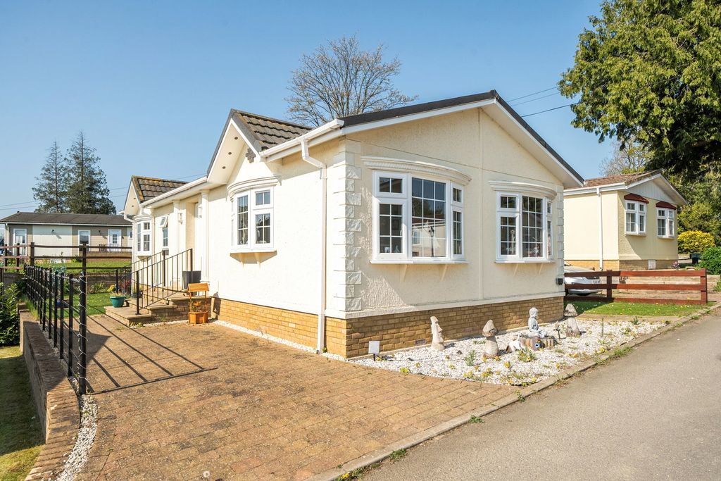 2 bed mobile/park home for saleRanksborough Hall Park, Langham, Oakham, Rutland LE15