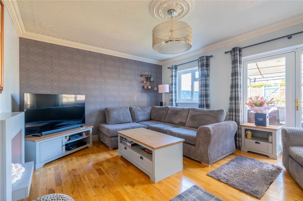 Additional image 5 of 3 bed semi-detached house for saleGoldsborough, Wilnecote, Tamworth, Staffordshire B77