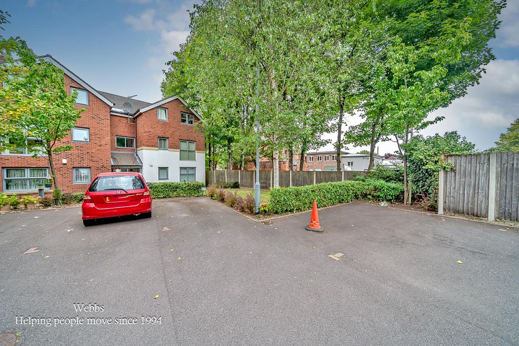 Additional image 17 of 2 bed flat for salePark Road, Bloxwich, Walsall WS3