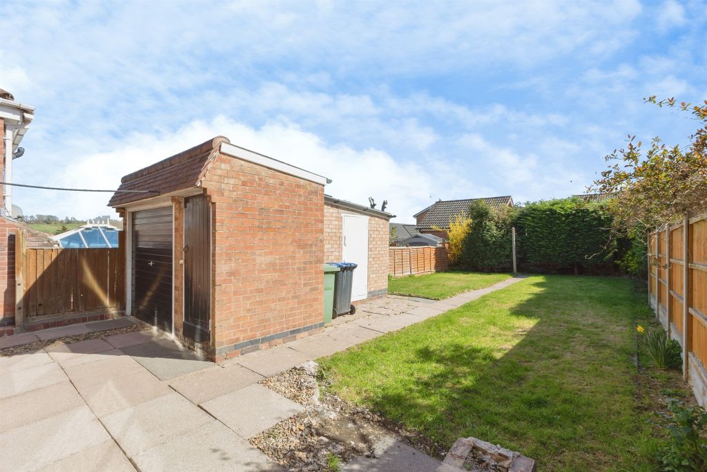 Additional image 13 of 3 bed semi-detached house for saleSedgefield Drive, Thurnby, Leicester LE7