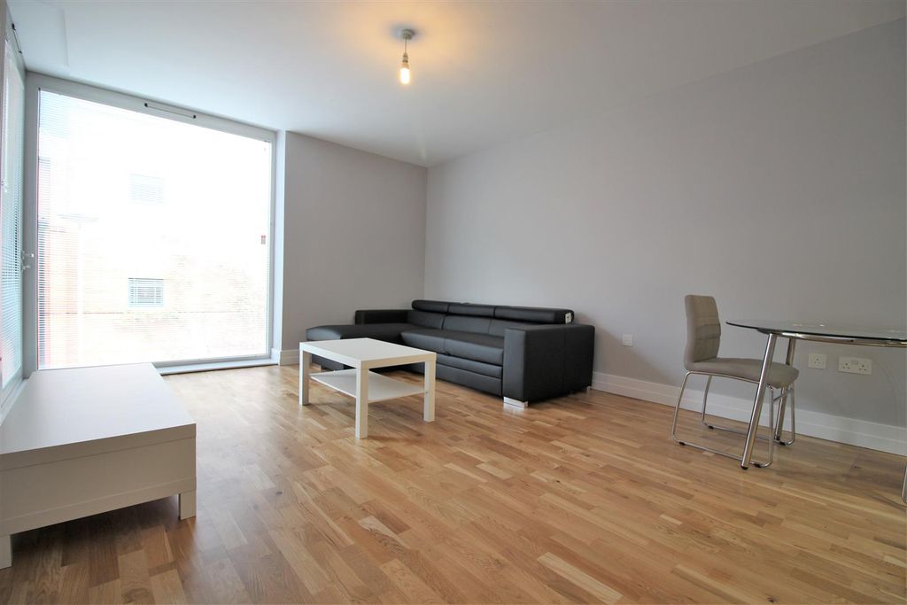 Additional image 3 of 1 bed flat for saleThe Bar, Shires Lane, Leicester LE1