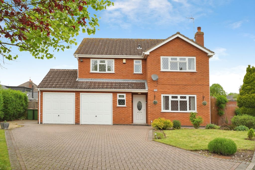 4 bed detached house for saleMeadow Gardens, Measham, Swadlincote, Leicestershire DE12
