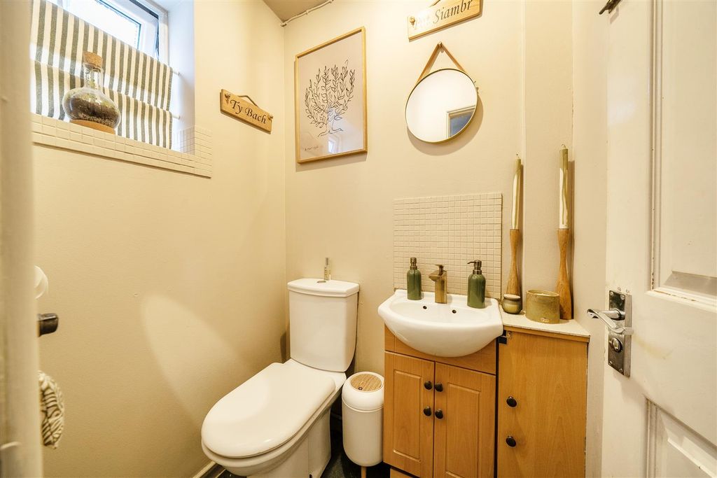 Additional image 13 of 5 bed detached house for saleBramble Drive, Chippenham SN15
