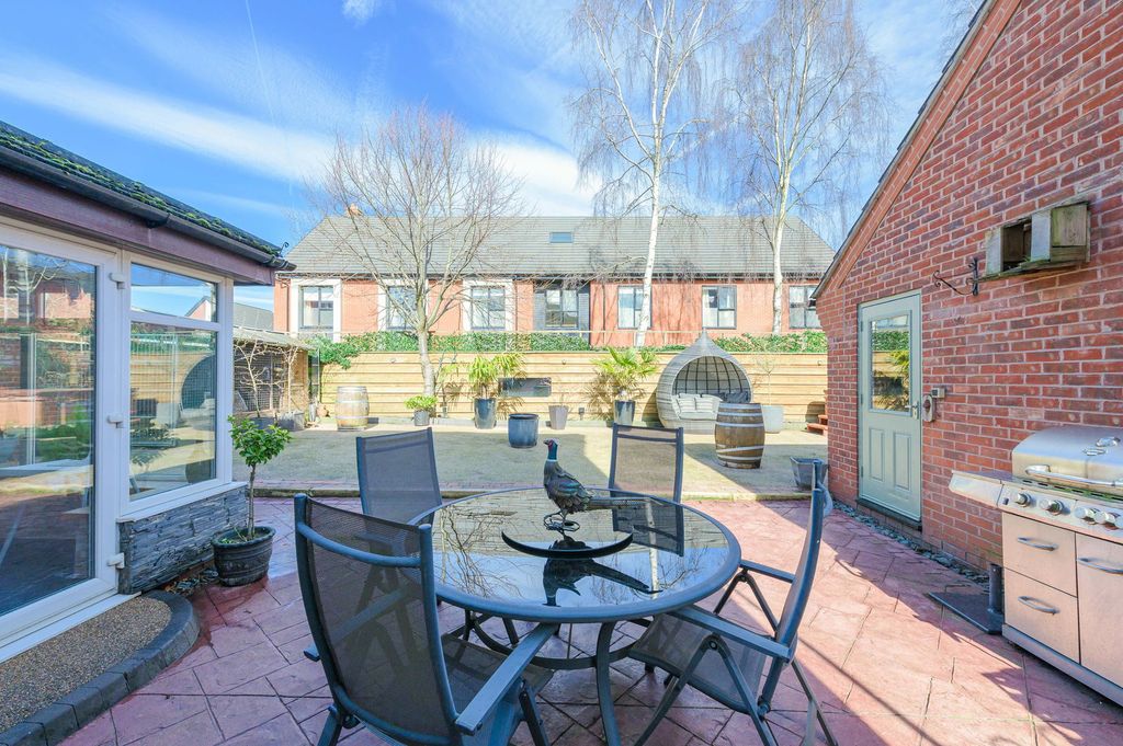 Additional image 30 of 5 bed detached house for saleHewitt Close, Fradley WS13