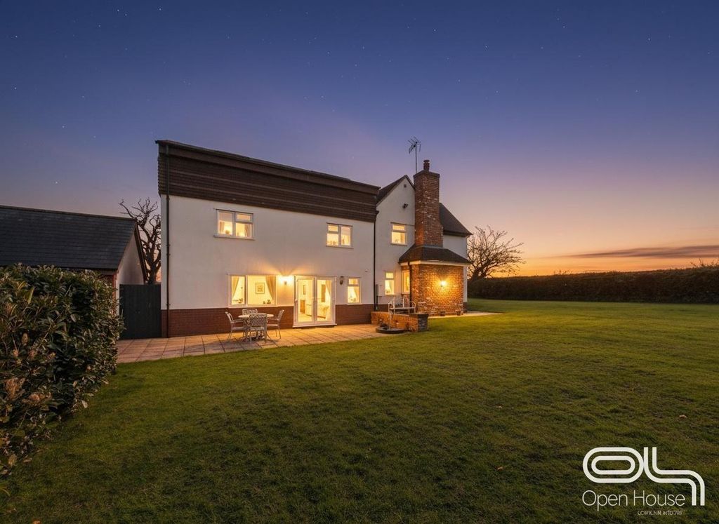 Additional image 5 of 5 bed detached house for saleApple Tree Farm, Levedale, Stafford ST18