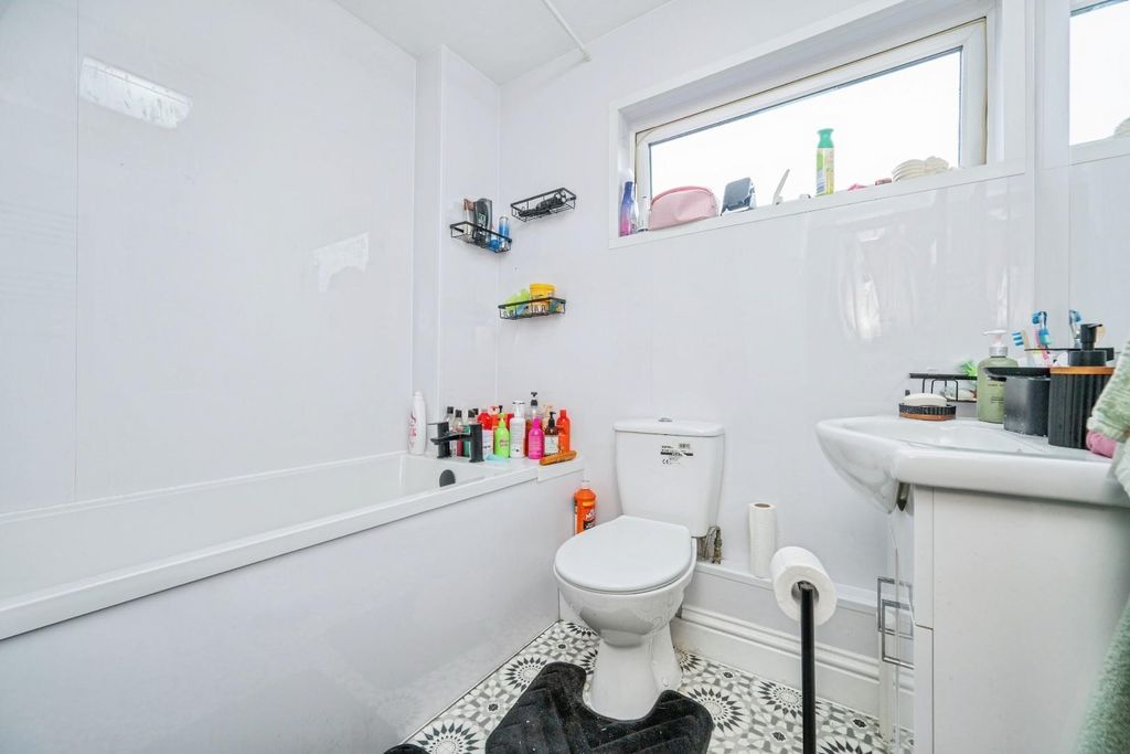 Additional image 17 of 3 bed terraced house for saleMedway, Tamworth B77