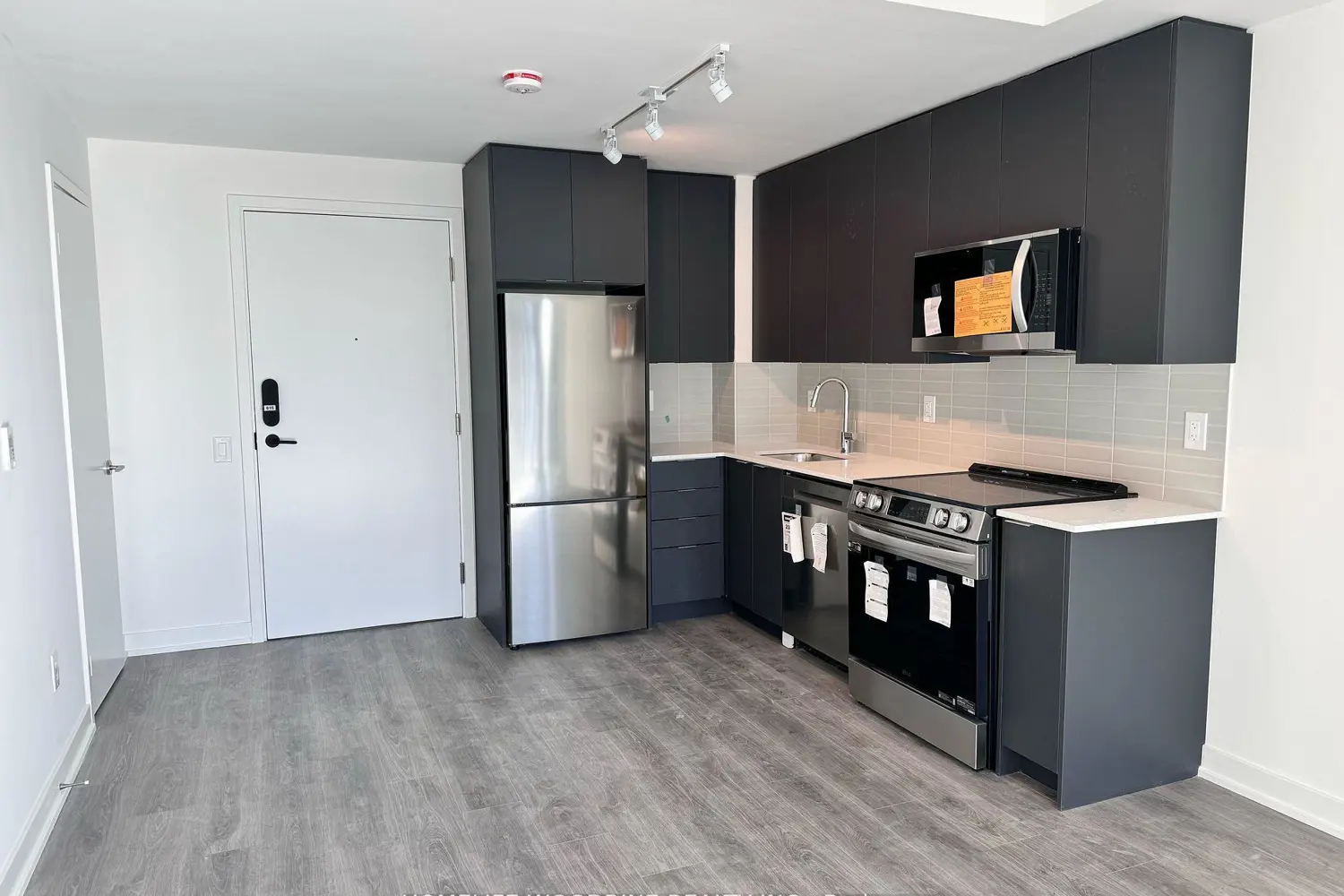 Additional image 3 of 225 Malta Avenue 615