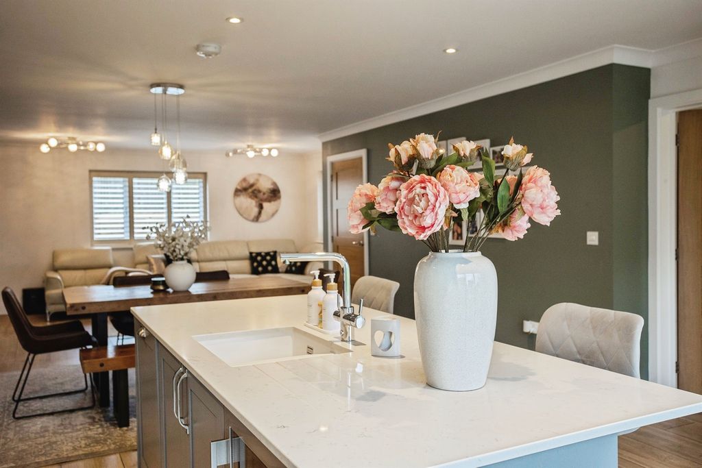 Additional image 6 of 4 bed detached house for saleGreenfield Close, Waltham On The Wolds, Melton Mowbray LE14