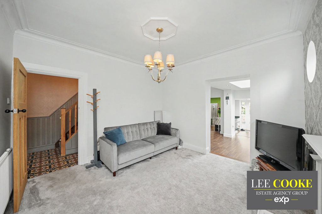 Additional image 18 of 4 bed semi-detached house for saleHatherton Street, Cheslyn Hay, Walsall WS6