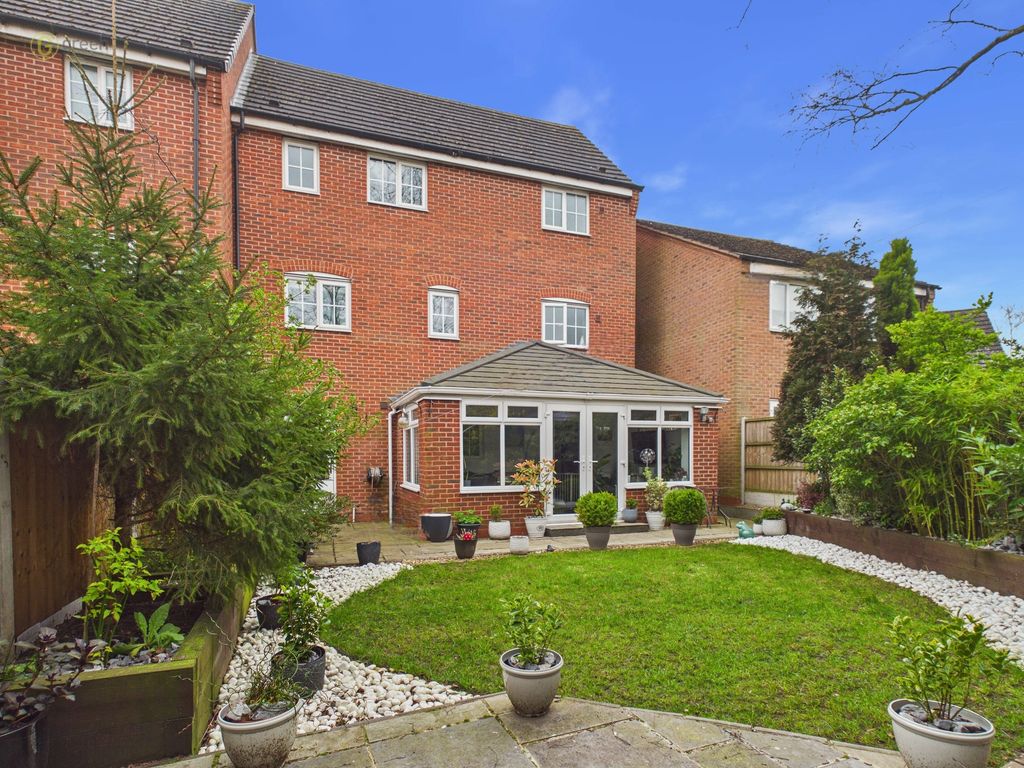 Additional image 26 of 5 bed town house for saleBarlow Avenue, Glascote, Tamworth B77