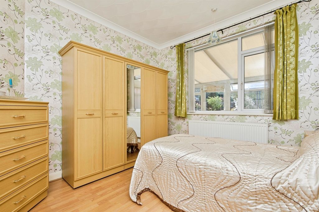 Additional image 9 of 2 bed detached bungalow for saleBeech Lane, Stretton, Burton-On-Trent DE13