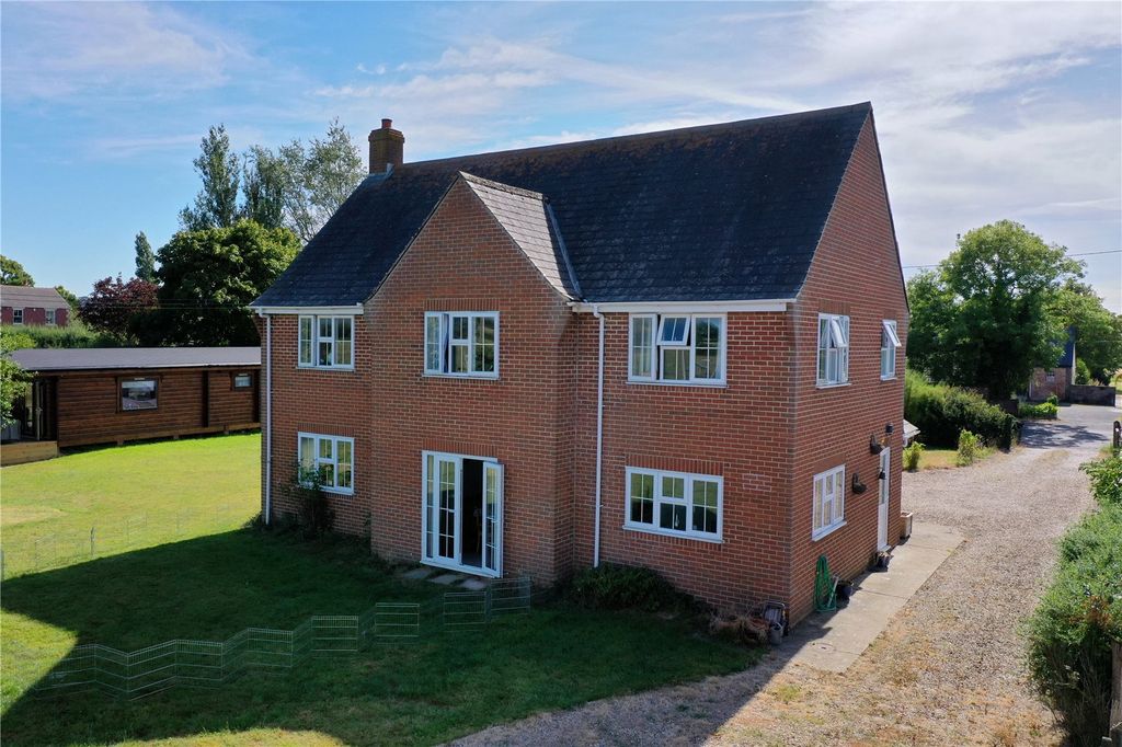 Additional image 21 of 4 bed detached house for saleMarlborough Road, Royal Wootton Bassett, Swindon, Wiltshire SN4
