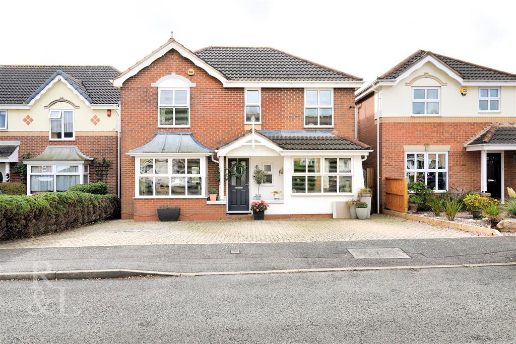 4 bed detached house for saleGreenfield Road, Measham DE12