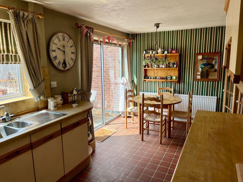 Additional image 6 of 3 bed semi-detached house for saleAsh Drive, Syston, Leicester LE7