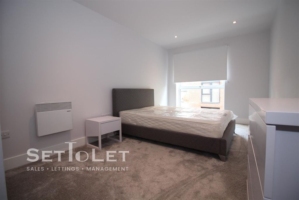 Additional image 8 of 2 bed flat for saleAria Apartments, Chatham Street, Leicester LE1