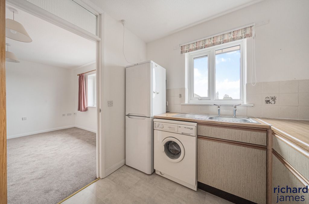 Additional image 6 of 1 bed flat for saleThe Mulberrys, Royal Wootton Bassett SN4