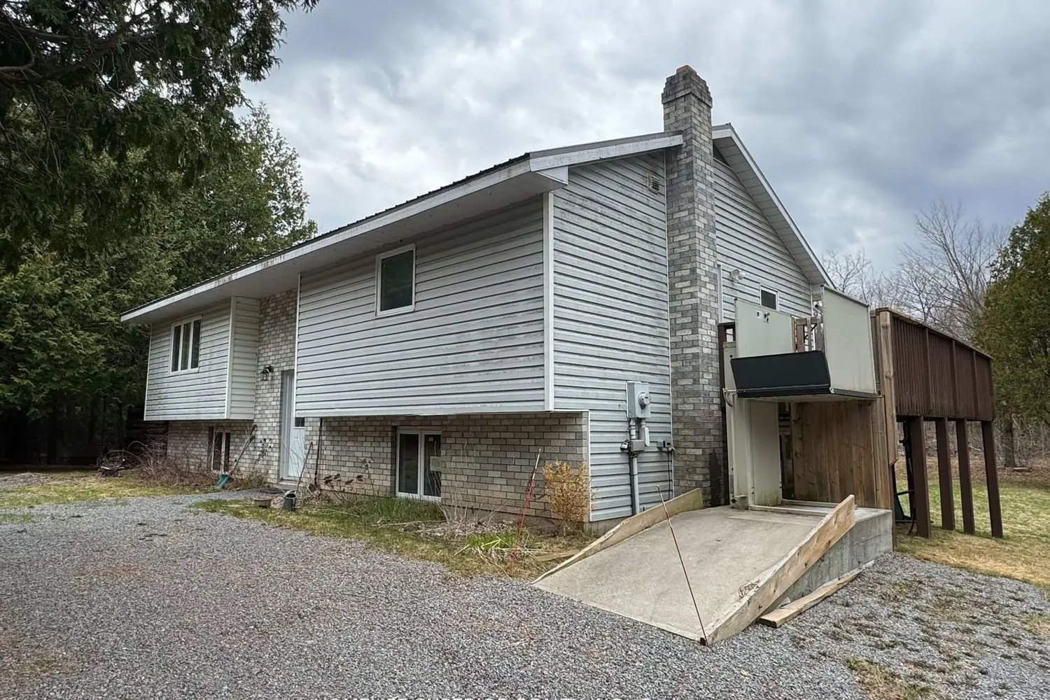 Additional image 3 of 985 Twiddy Road