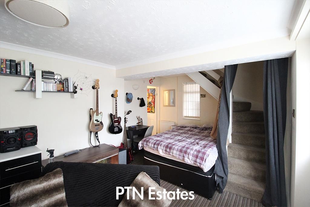 Additional image 19 of 5 bed semi-detached house for saleBramber Drive, Wombourne, Wolverhampton WV5