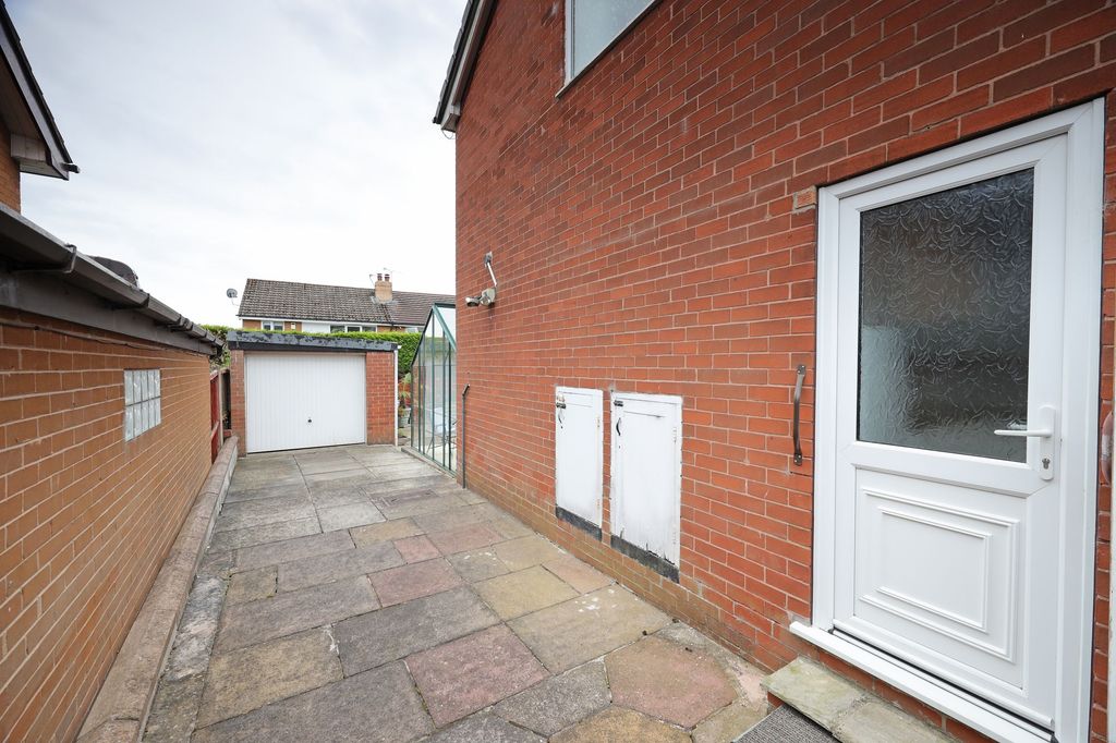 Additional image 13 of 3 bed semi-detached house for saleGeneva Drive, Westlands, Newcastle ST5