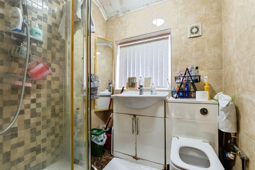 Additional image 6 of 3 bed semi-detached house for saleNew Parks Boulevard, Leicester LE3