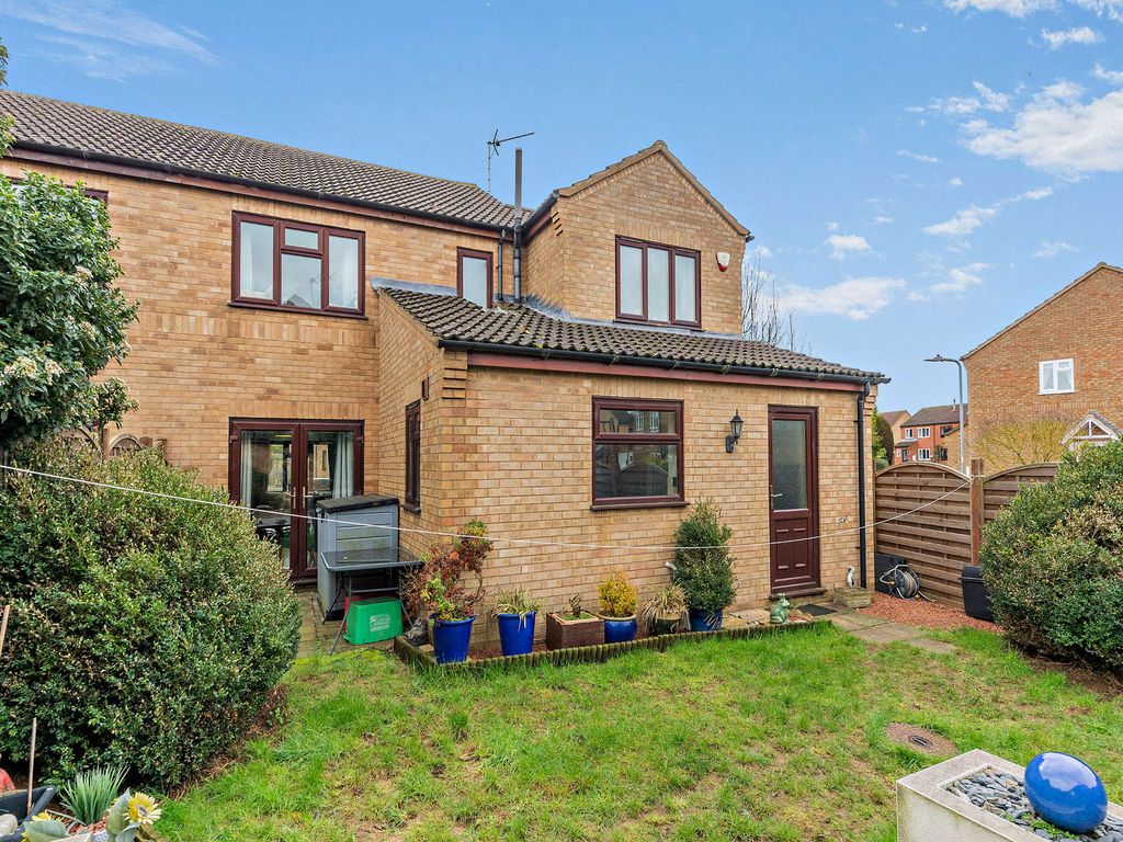 Additional image 6 of 4 bed semi-detached house for saleButtercup Close, Stamford PE9