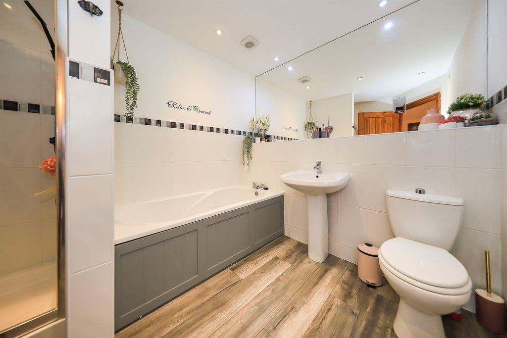 Additional image 11 of 3 bed barn conversion for saleBognop Road, Essington, Wolverhampton WV11
