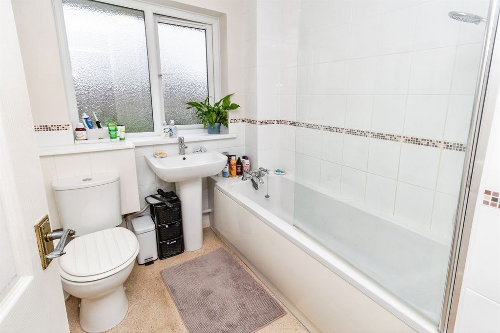 Additional image 3 of 3 bed semi-detached house for saleManor Farm Crescent, Stafford ST17