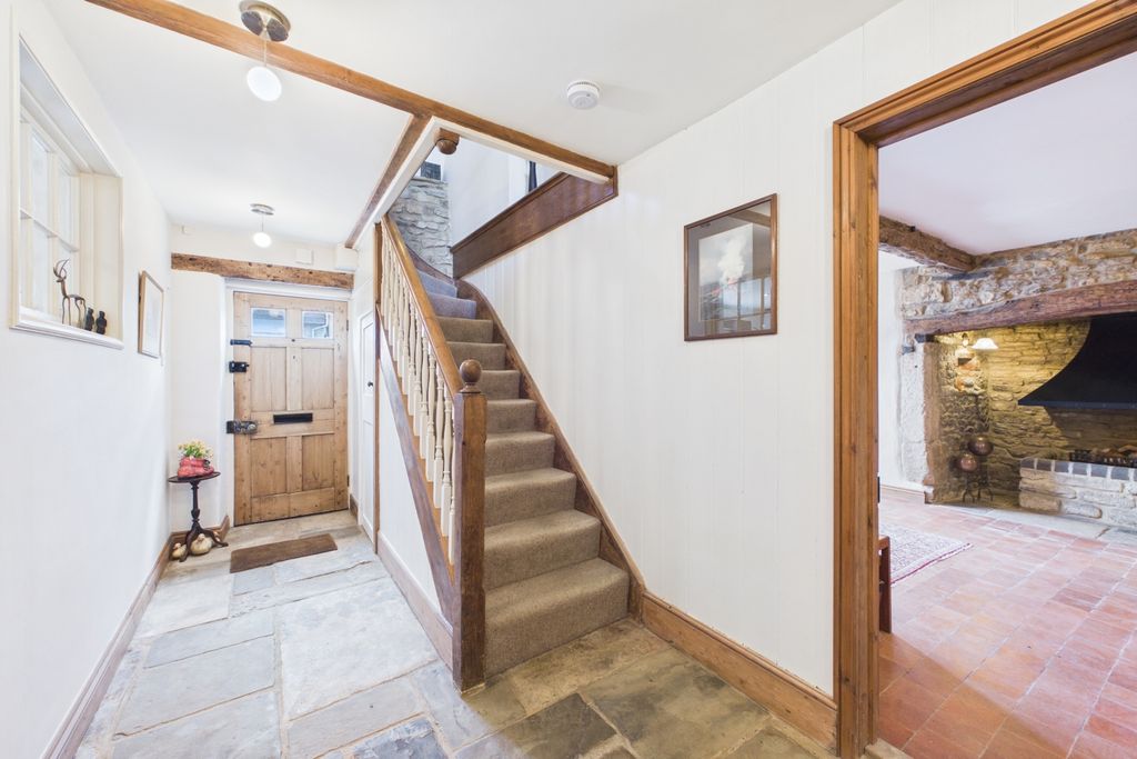 Additional image 7 of 3 bed cottage for saleMain Street, Belmesthorpe, Stamford, Lincolnshire PE9