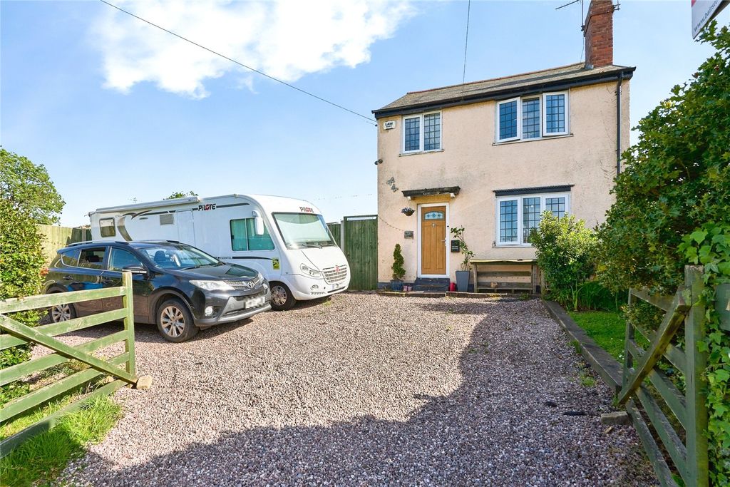 2 bed detached house for saleSchool Lane, Coven, Wolverhampton, Staffordshire WV9