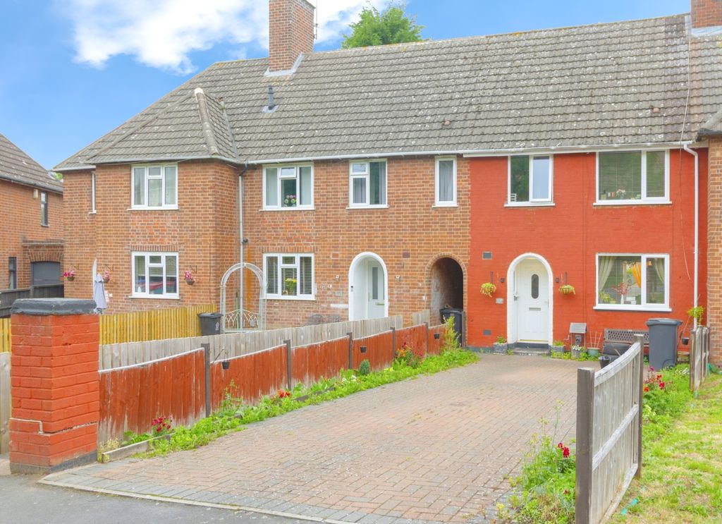 3 bed town house for saleGooding Avenue, Leicester LE3