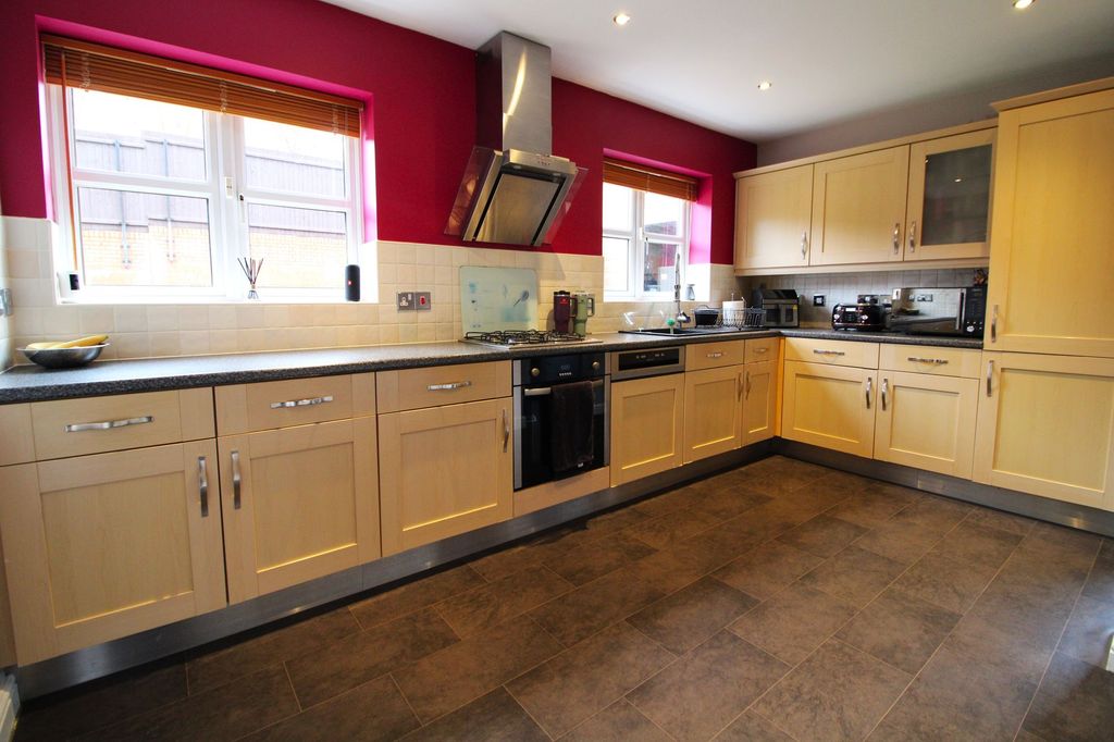 Additional image 4 of 4 bed detached house for saleColumbine Road, Hamilton LE5